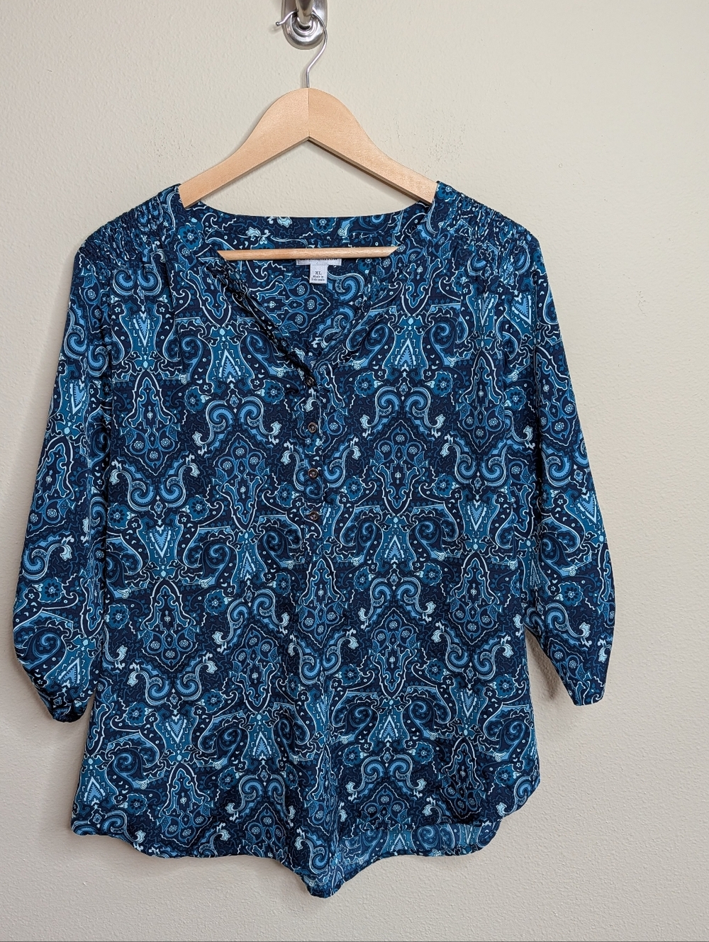 Croft & Barrow XL Blue Paisley Medallion Print Henley Blouse 3/4 Sleeve